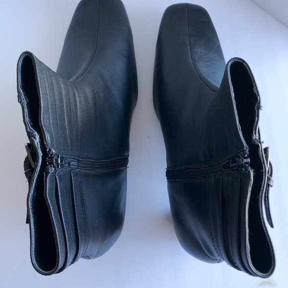 Le Dame Men WMN Alex Boots Sz 11 MD W Blck 2” Heel - Picture 4 of 8